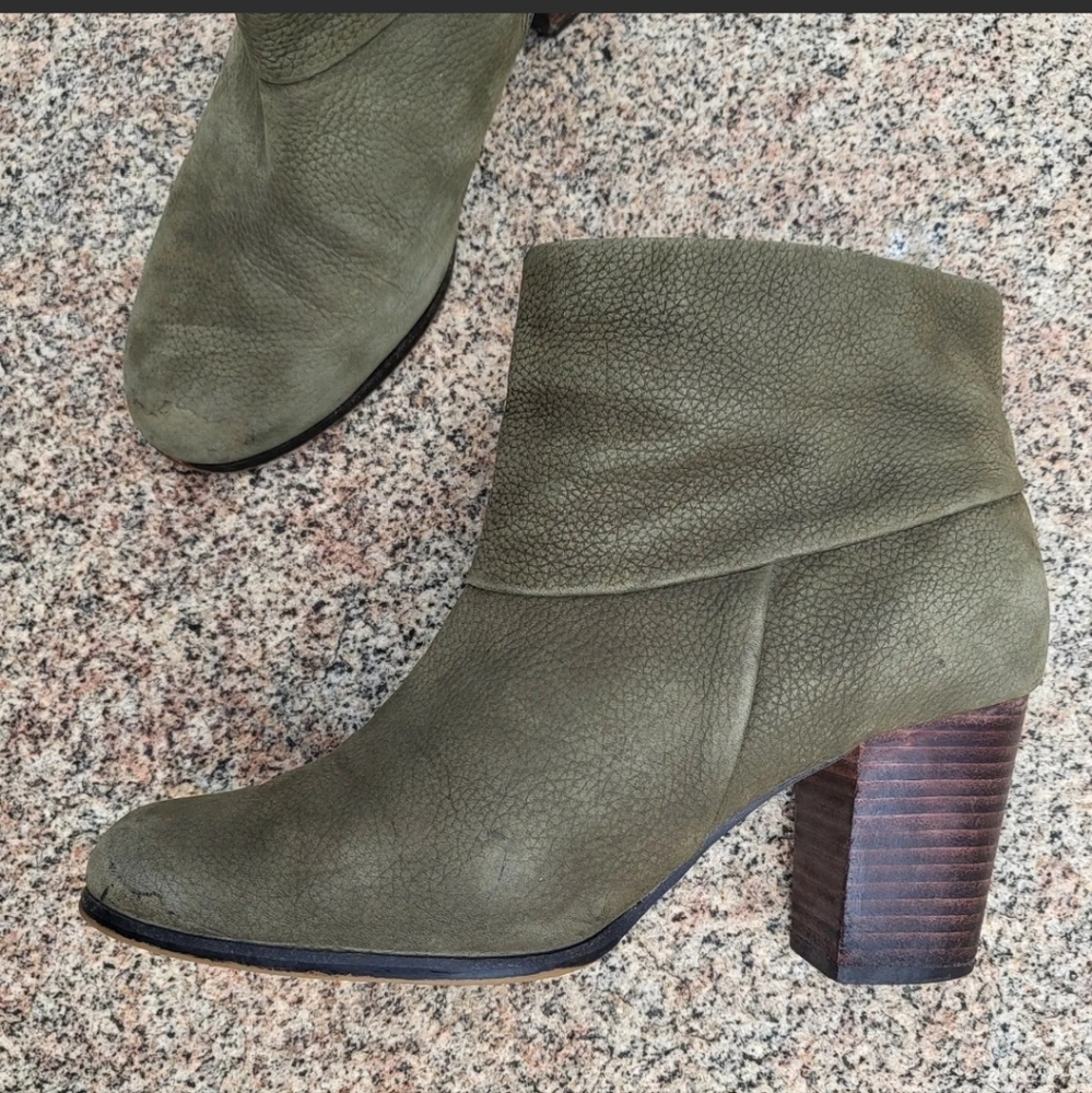 Cole Haan Women's 8 Cassidy NikeAir Green Leather Nubuck Heels Ankle Boots